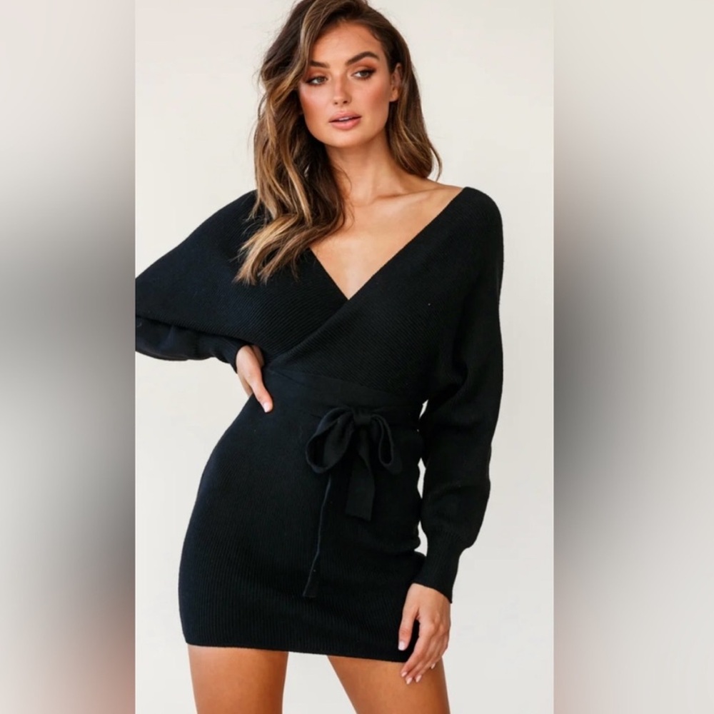 Black Long Sleeve Mini Sweater Dress